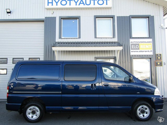 Toyota Hiace 5