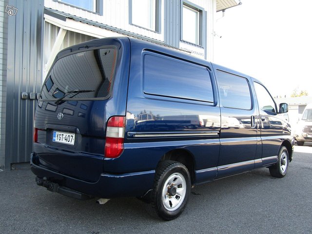 Toyota Hiace 6