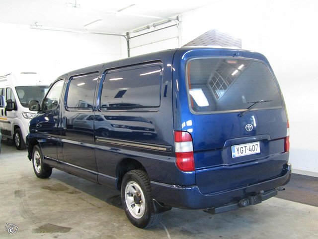 Toyota Hiace 10