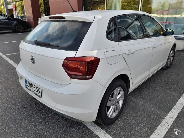 Volkswagen Polo 2