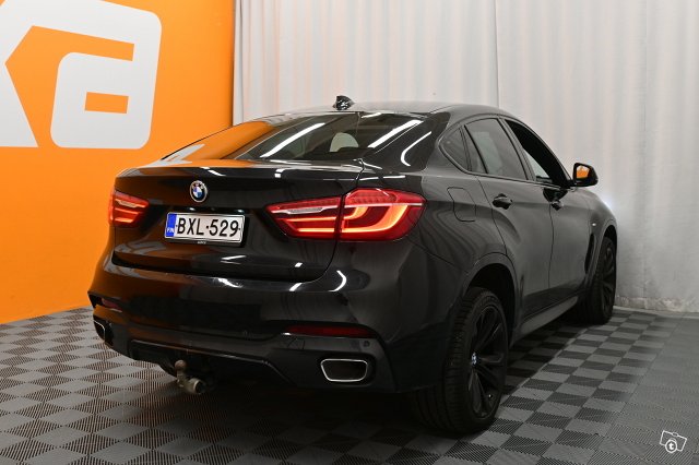 BMW X6 7