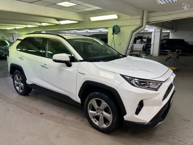 Toyota RAV4 1