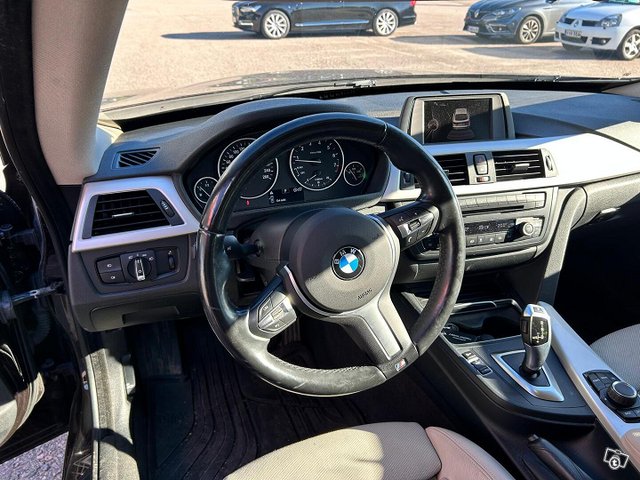 BMW 320 Gran Turismo 8