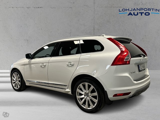 Volvo XC60 4