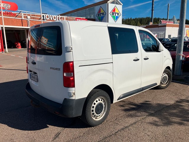 Toyota Proace 6