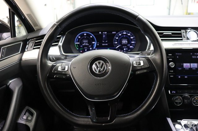 Volkswagen Passat 16