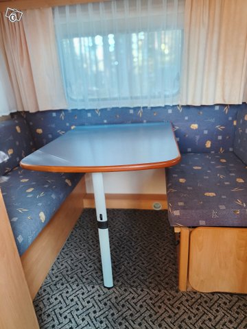 Caravelair Luxe, pieni, kevyt vaunu 5