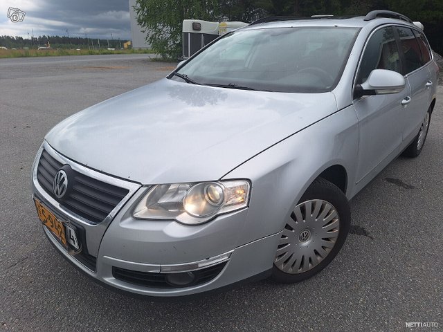 Volkswagen Passat 1