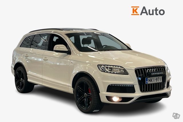 AUDI Q7 1