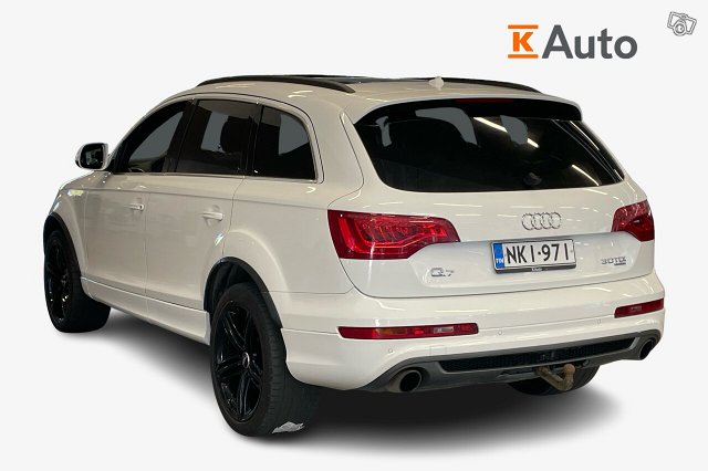 AUDI Q7 2