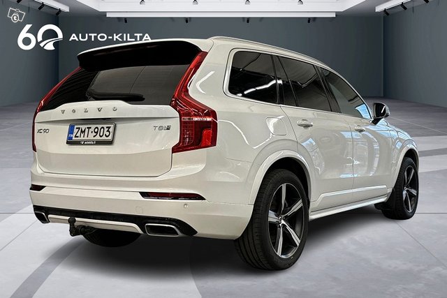 Volvo XC90 2