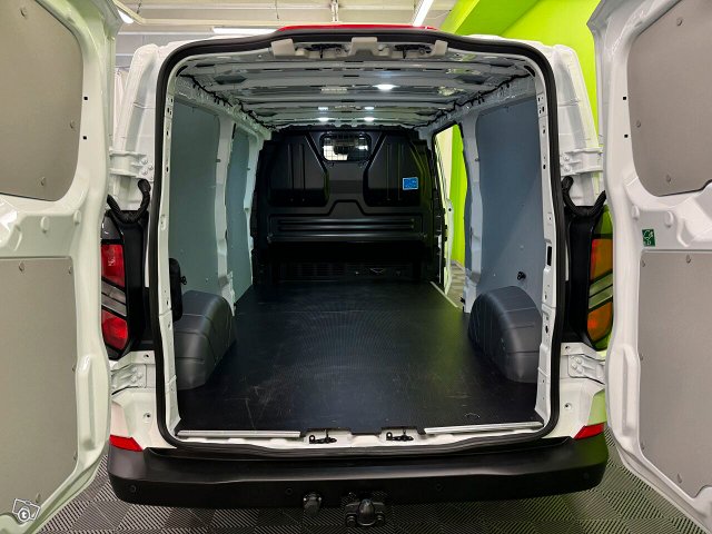 Ford Transit Custom 12