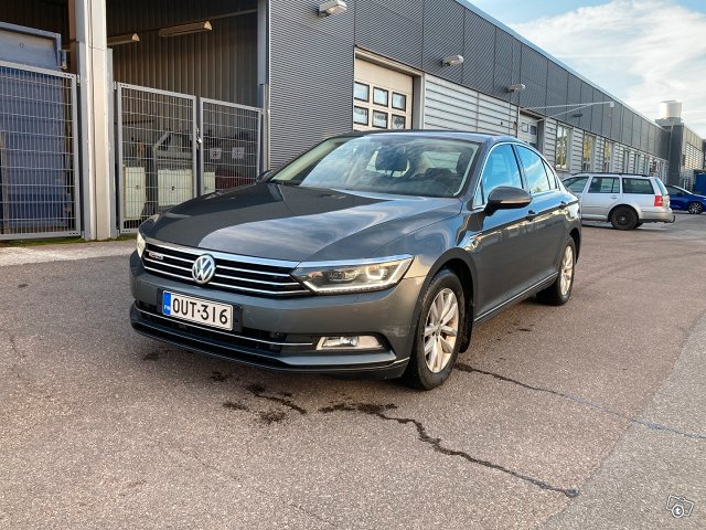 Volkswagen Passat 2