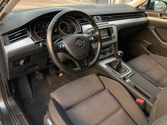 Volkswagen Passat 5