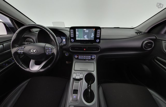 Hyundai KONA ELECTRIC 11