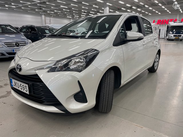 Toyota Yaris 2