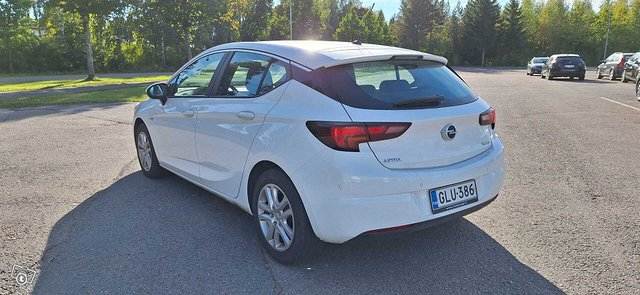 Opel Astra 4