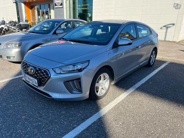 Hyundai IONIQ PLUG-IN