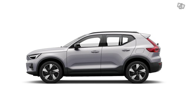 Volvo XC40 3