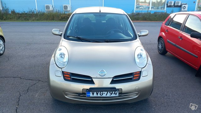 Nissan Micra 7