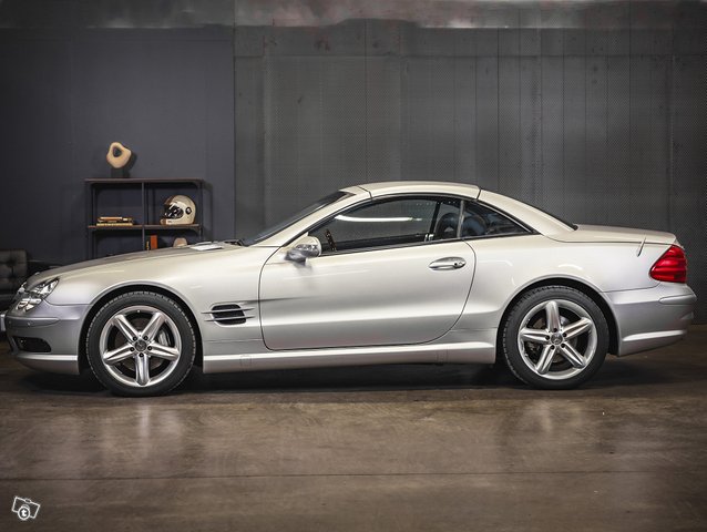 Mercedes-Benz SL 4