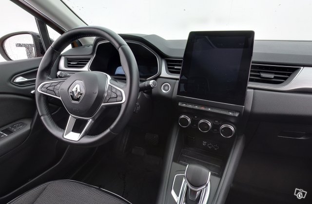 RENAULT Captur 11