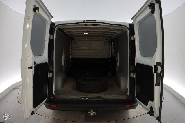 Renault Trafic 14