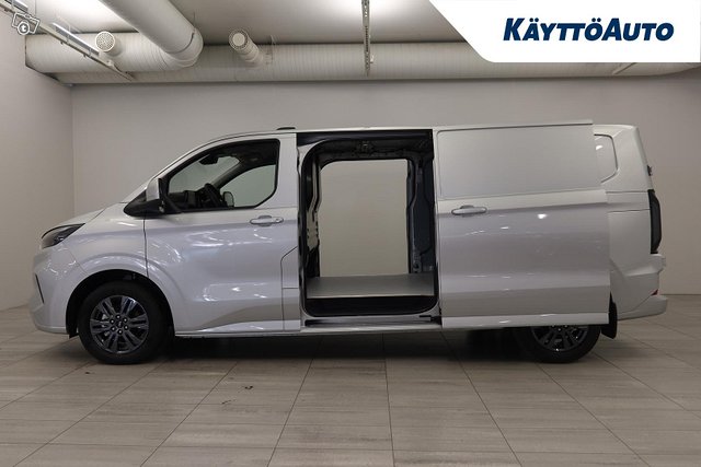 Ford Transit Custom 3