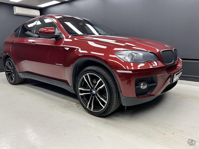 BMW X6 4