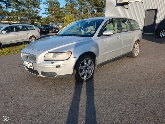 Volvo V50