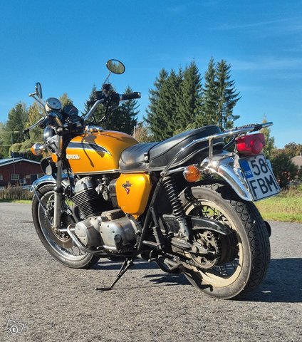 Honda tuutti 750, kuva 1