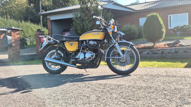 Honda tuutti 750 2