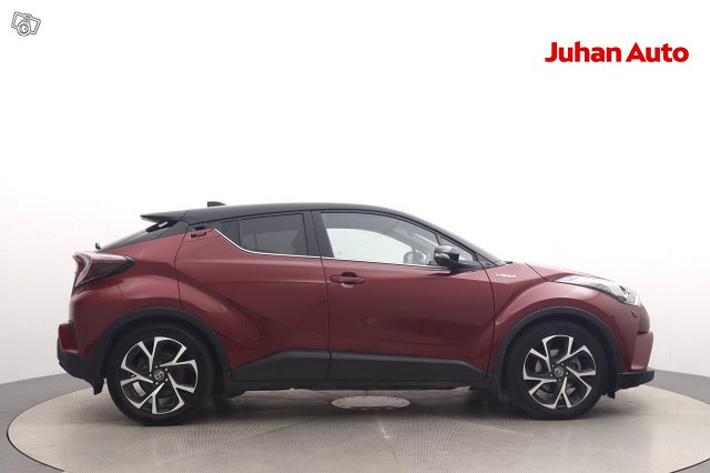 TOYOTA C-HR 3