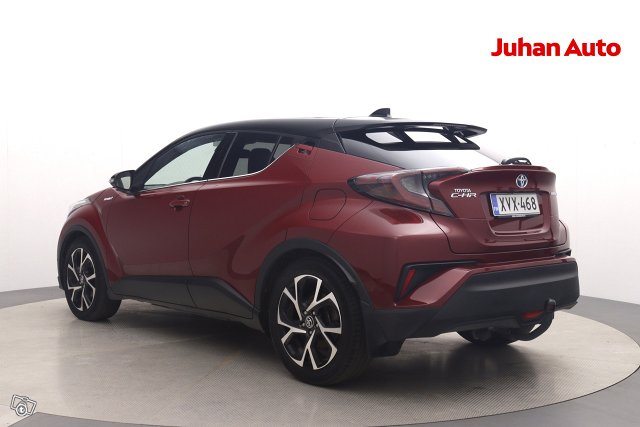 TOYOTA C-HR 7