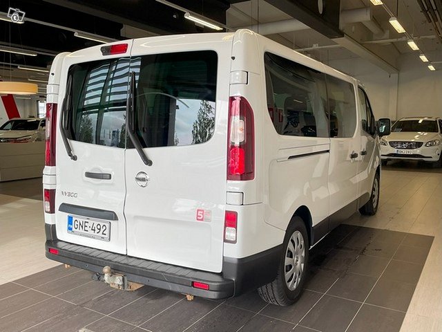 NISSAN NV300 2