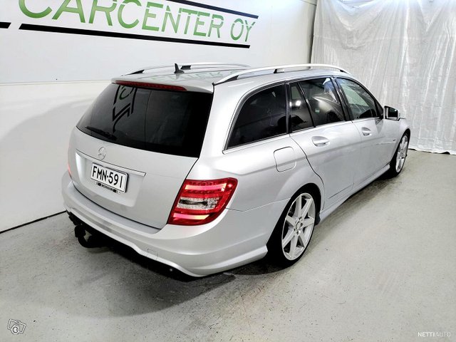 Mercedes-Benz C 4