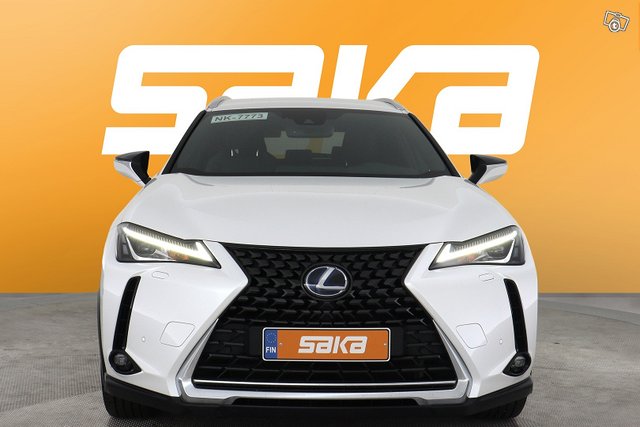 Lexus UX 2