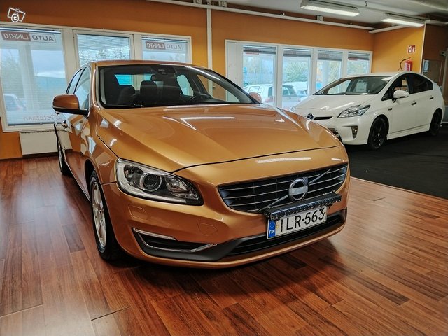 Volvo S60 6