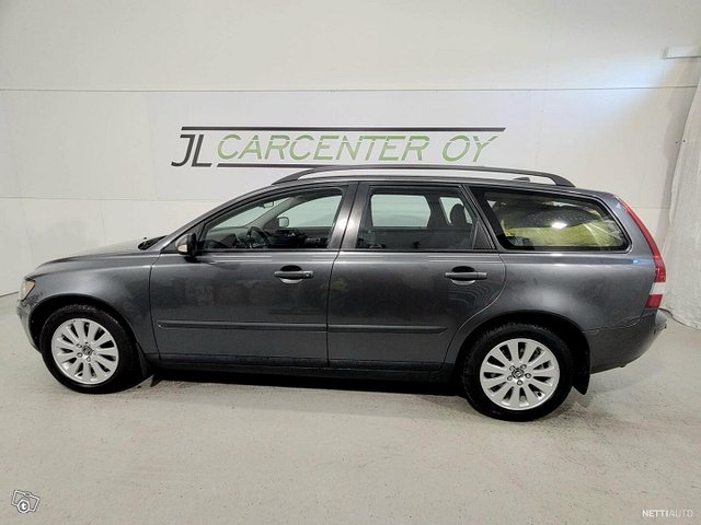 Volvo V50 5