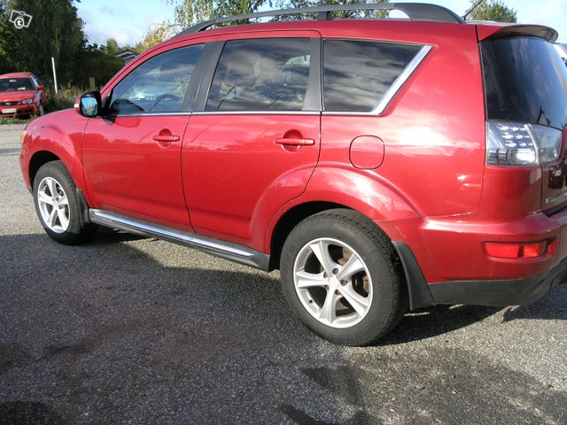 Mitsubishi Outlander 8