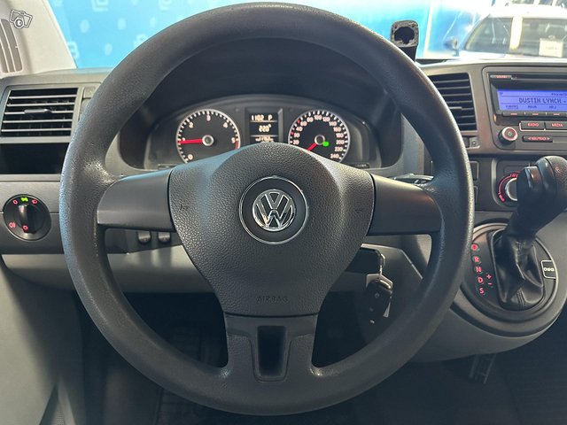 Volkswagen Transporter 12