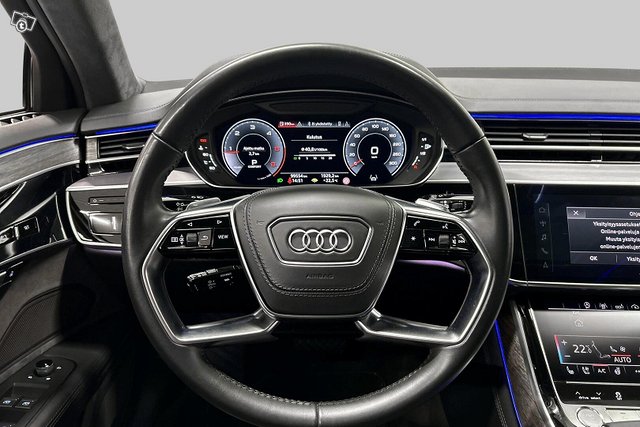 Audi A8 17