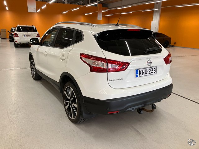 Nissan Qashqai 4