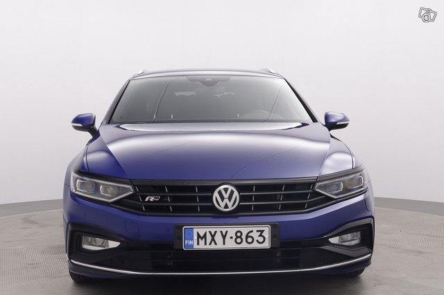 Volkswagen Passat 2