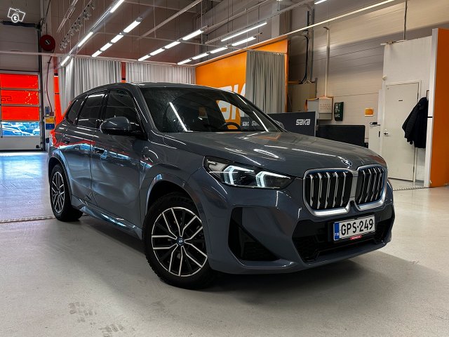 BMW IX1 1