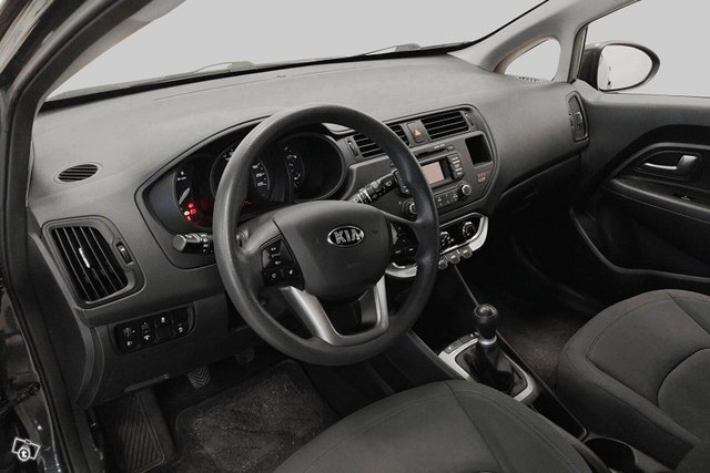 Kia Rio 9