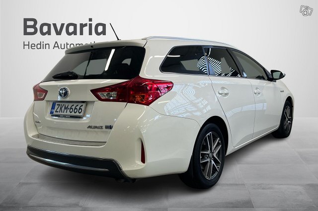 Toyota Auris 2