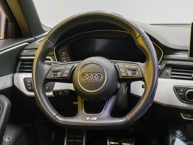 Audi A4 12