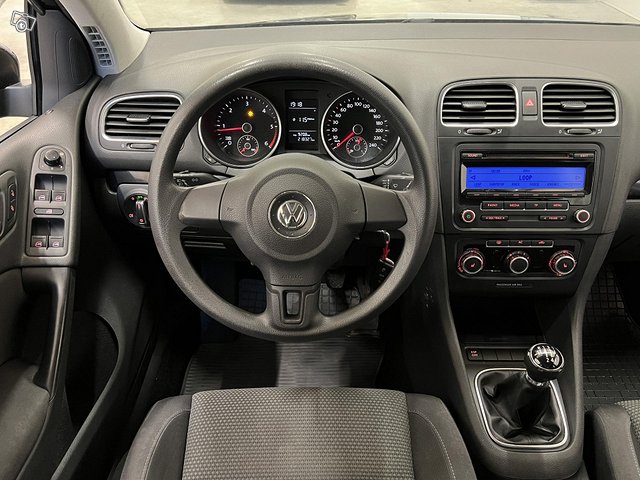 Volkswagen Golf 8