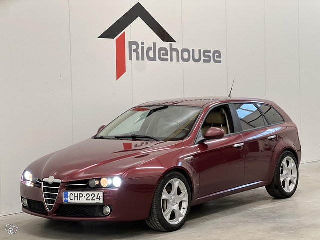 Alfa Romeo 159 1